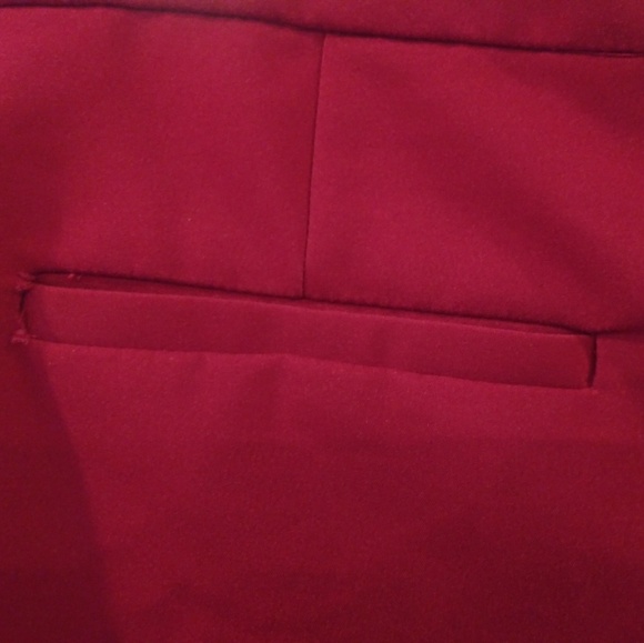 Candie's Burgundy Scalloped Pocket Shorts - Picture 6 of 7